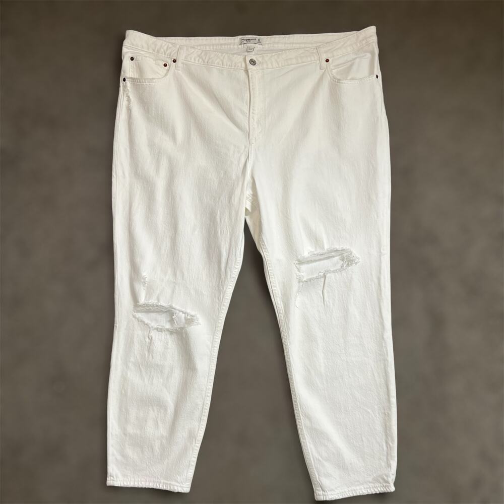 A&F Abercrombie & Fitch Mom Jeans 37/24L Curve Love White High Rise Ripped Denim